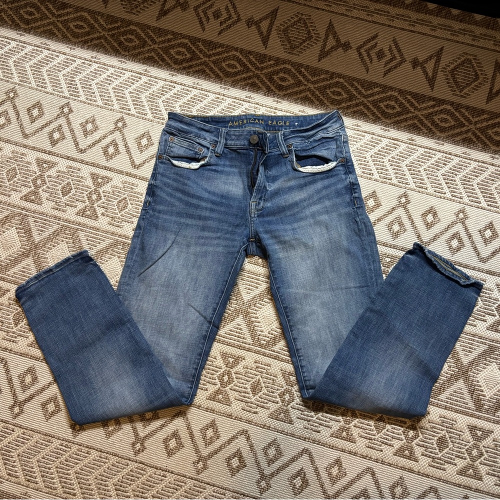 American Eagle Outfitters Blue Slim Jeans with Vintage Wash (32x34)